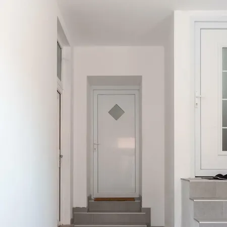 Demix Apartment *
